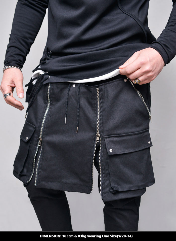 sweatpants with zipper at the bottom